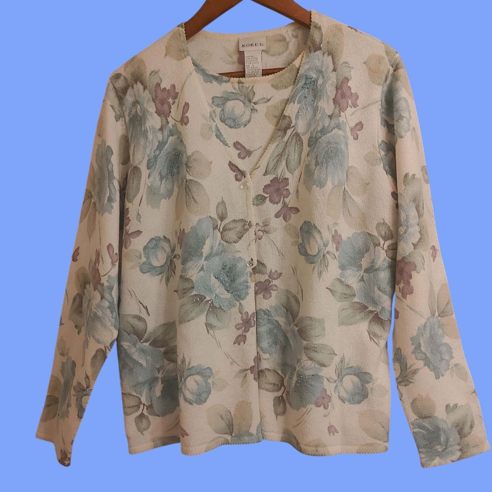 Koret Floral Long Sleeve Sweater Twinset Beaded Three Crystal-Like Buttons SizeL